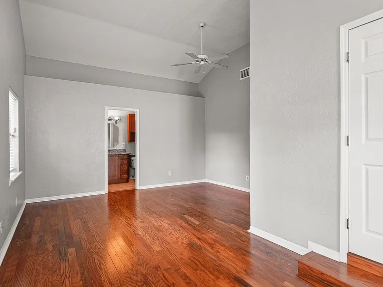 2607 Elizabeth Ave — Photo 15