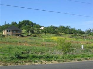 44 Cerulean Ter, Eagle Pt, OR 97524