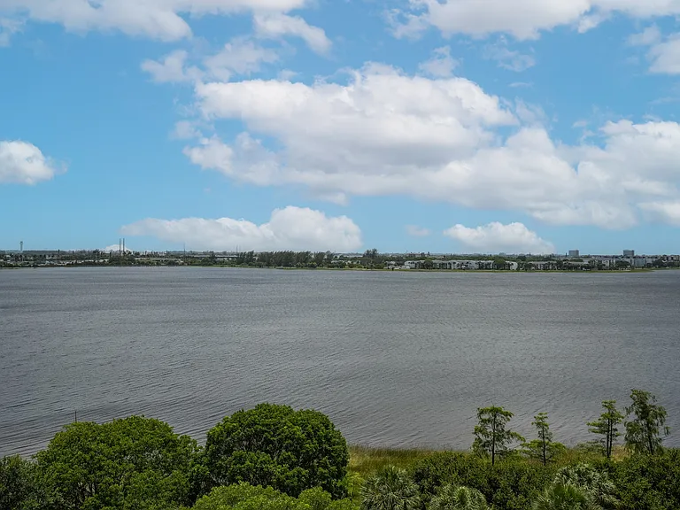 300 S Australian Ave #919 — Photo 45