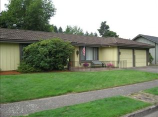 1210 Cedar Ridge Dr, Eugene, OR 97401