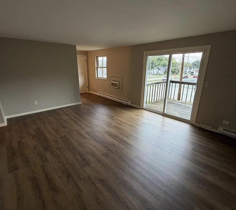 60 W Harrison St #4