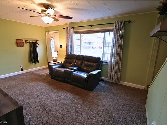 4th image of 842 Grant Ave