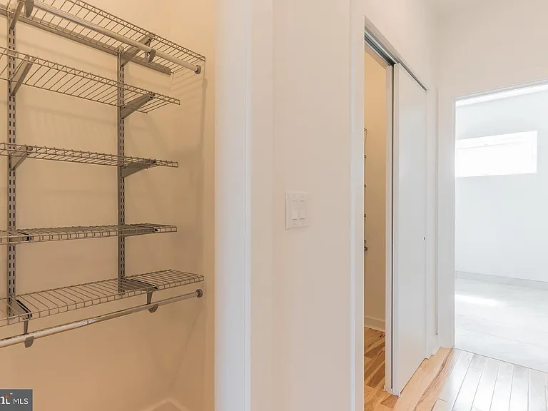 1335 S Bouvier St — Photo 17