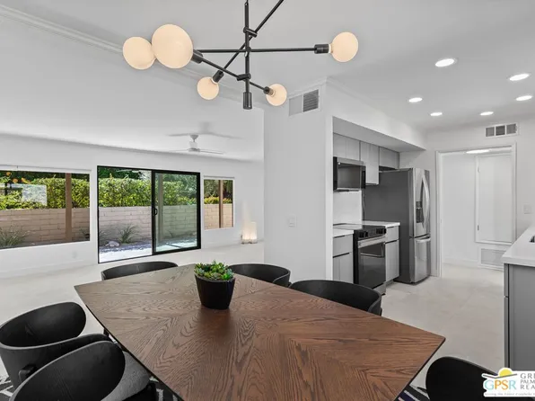 1733 Capri Cir, Palm Springs, CA 92264