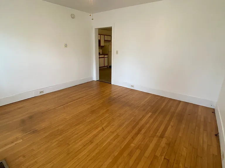 85 Crescent St #3 — Photo 6