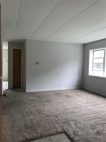 2nd image of 2040 S 16th Ave APT Ga