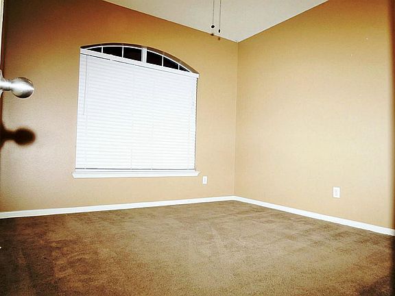 4th image of 20919 Kirkland Woods Dr