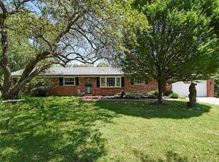 5634 Pleasant View Dr, Milford, OH 45150