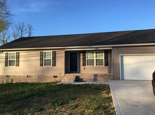 120 1st Ave S, Baxter, TN 38544
