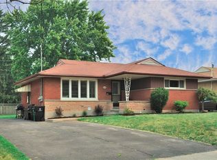 212 Doon Rd, Kitchener, ON N2G 3E2