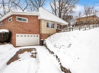 5690 Clark Ave, Bethel Park, PA