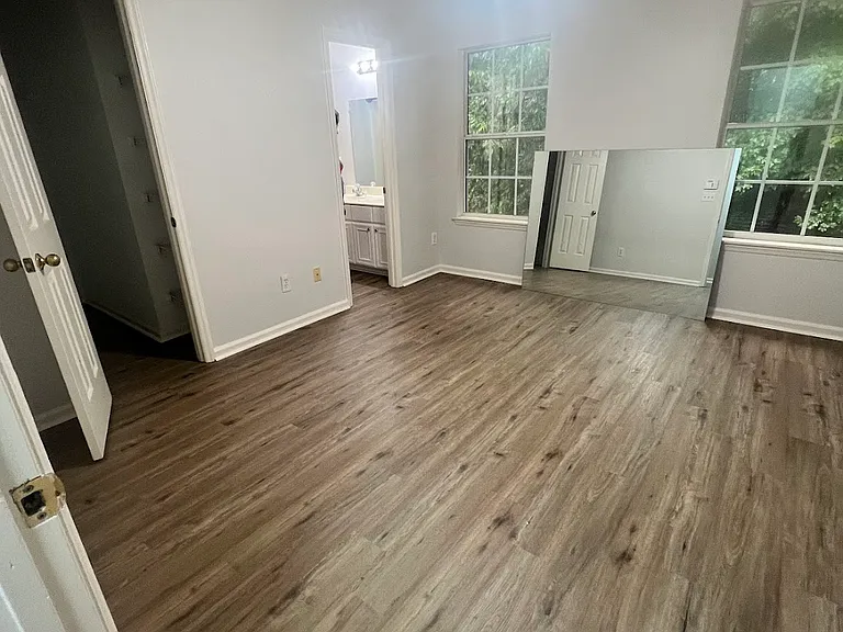 5805 Pennycross Ln — Photo 17