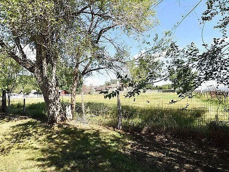 2nd image of 3242 Sunrise Dr