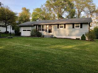 11 Cedar Hill Rd, Bellingham, MA 02019