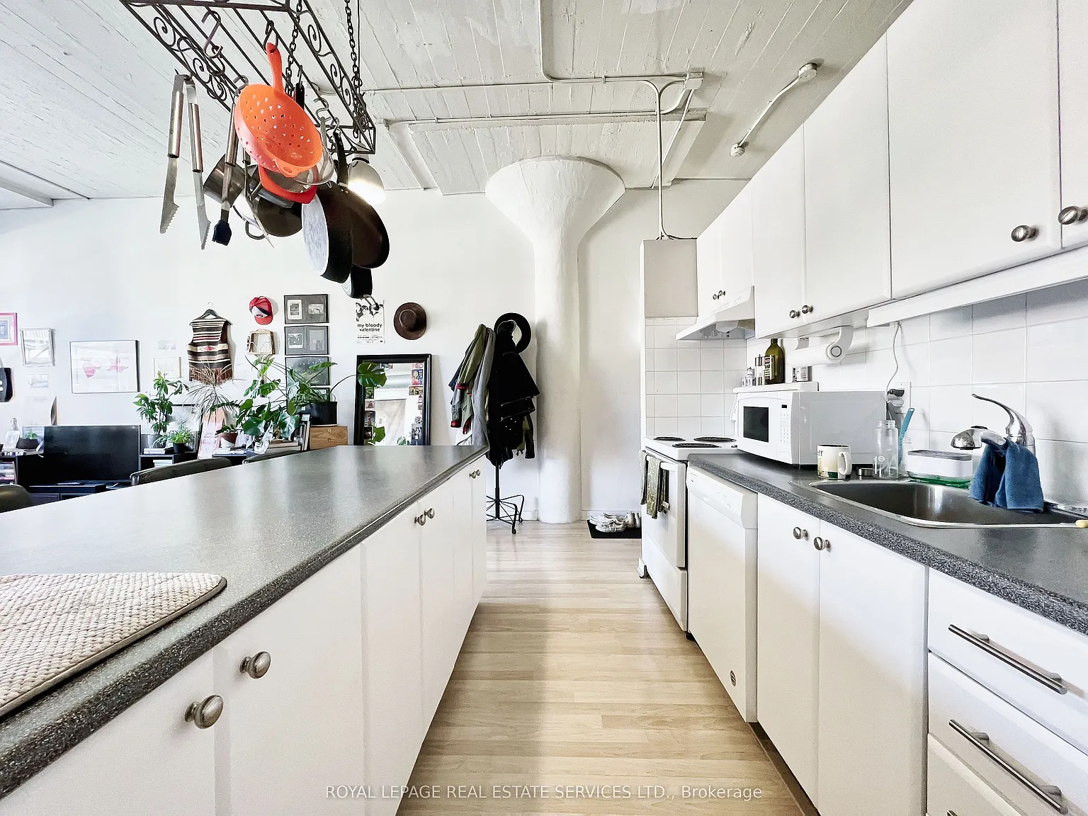 Century Lofts — Photo 4