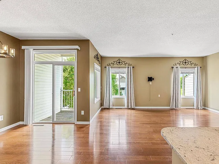 3644 Abercrombie Ln — Photo 12