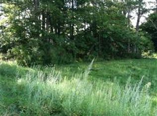 5 Maple Rd, Gloucester, MA 01930