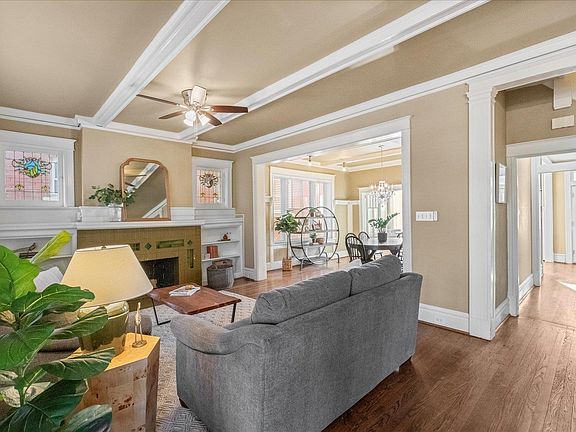 5th image of 5830 De Giverville Ave