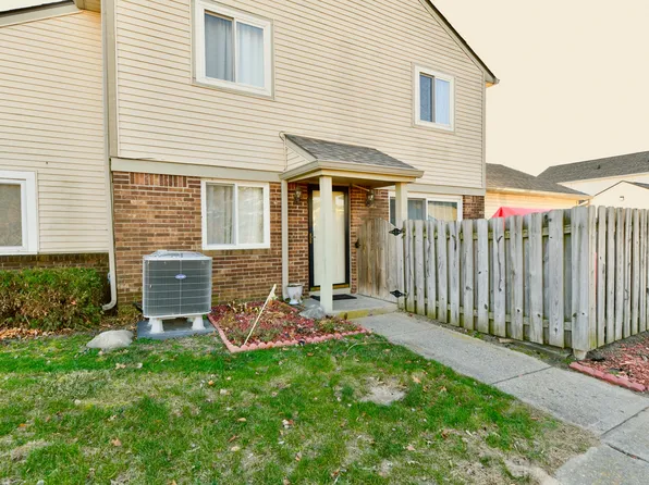 4961 Oakbrook Dr #A1, Indianapolis, IN 46254