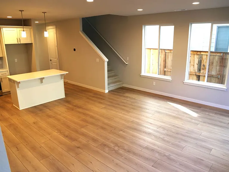 5351 NW Torchcrest Pl — Photo 4