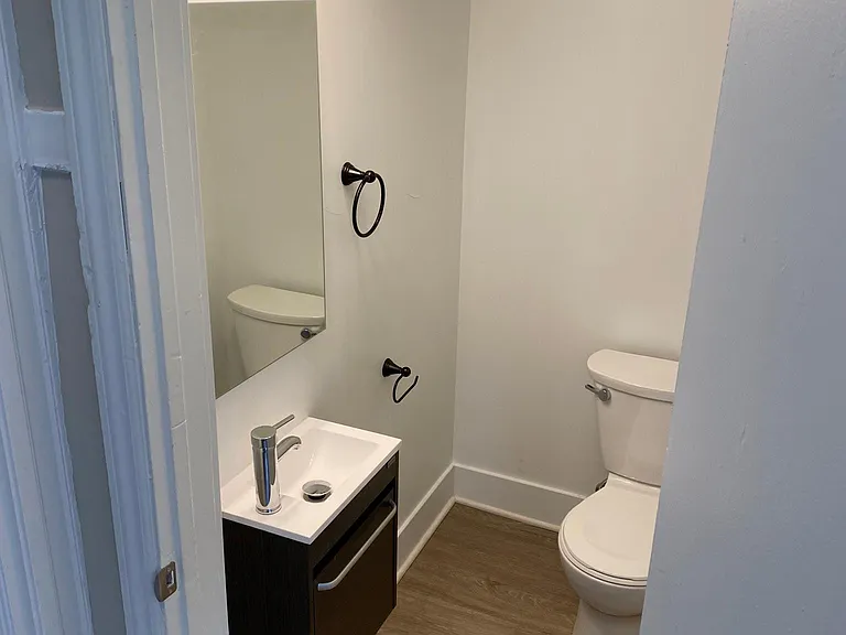 101 Pleasant St SE #1 — Photo 10