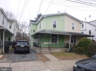 1136 Chestnut St, Darby, PA 19023