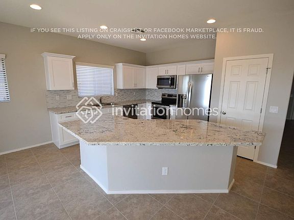 4th image of 3624 S 94th Ln
