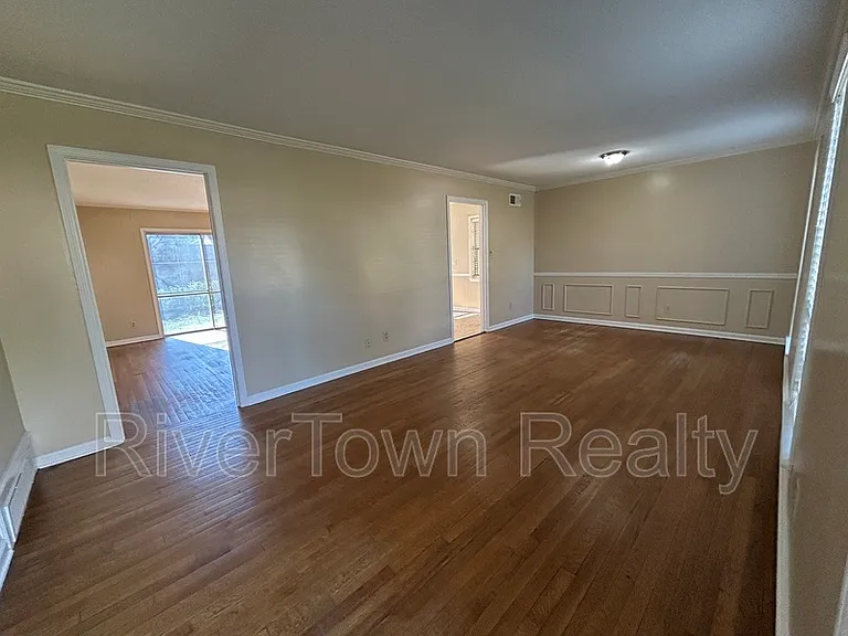 3201 Longacre Cv — Photo 2
