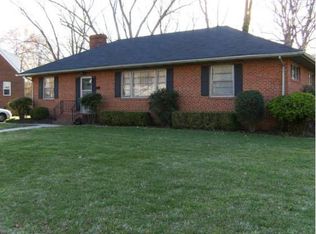 100 S Snead St, Ashland, VA 23005