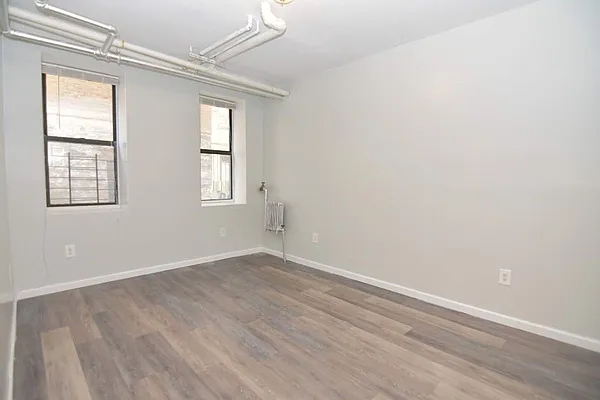 Rented by Compass | media 9