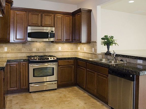 3rd image of 3723 Kinsale Ln SE