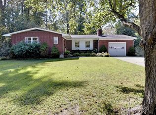 203 Marlbank Dr, Yorktown, VA 23692