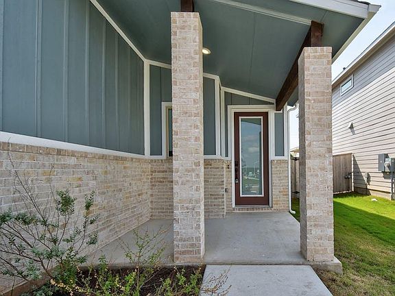 3rd image of 6211 Dumfries Ln