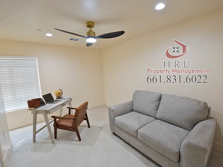 1821 Lacey St #J — Photo 6