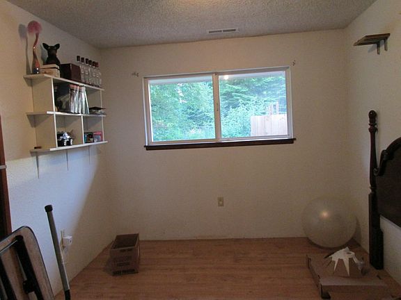 5th image of 5310 36th Ave E