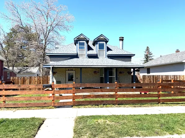 416 W Evelyn St, Lewistown, MT 59457