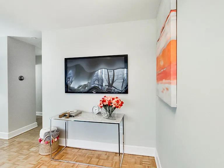 660 Briar Hill Ave #103 — Photo 27