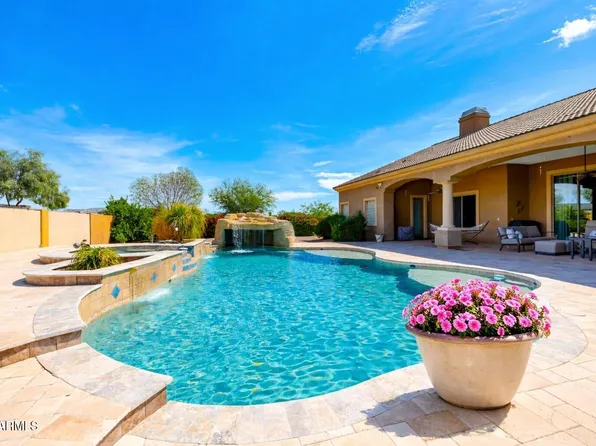 8010 W BELMONT Avenue, Glendale, AZ 85303