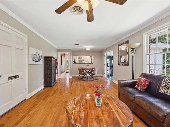 3rd image of 5139 Pratt Dr