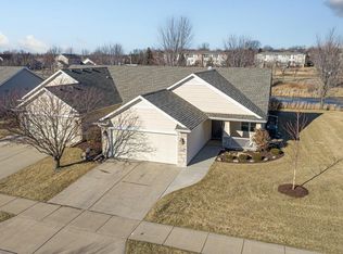 2016 Lake Dr, Northfield, MN 55057