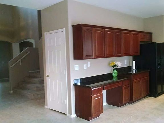 3rd image of 3261 E Mead Dr