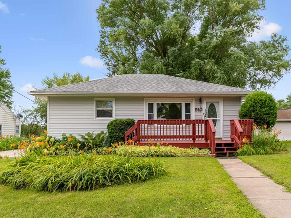 910 Alabar Ave, Waterloo, IA 50701