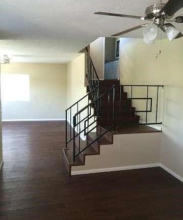 4th image of 430 Roads End St