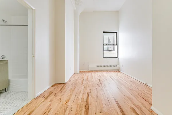 Rented by Compass | media 3