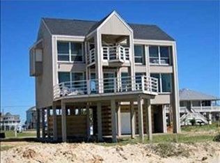 18807 W De Vaca Ln, Galveston, TX 77554