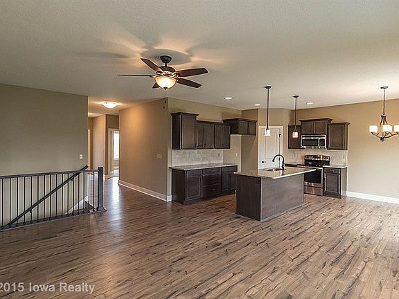 5th image of 9556 Cedarwood Dr
