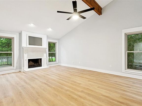 5th image of 640 Tete Lours Dr APT 11