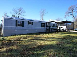 1749 N Willow Oak Rd, Gladewater, TX 75647