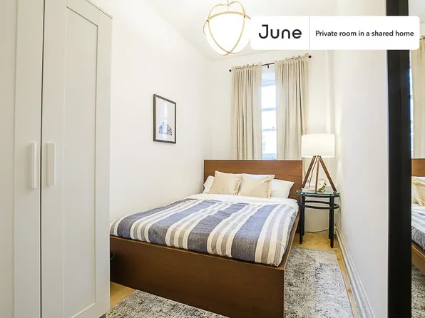 336 W 47th St, New York, NY