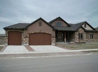 1382 W Bison Dr, Riverton, UT 84065